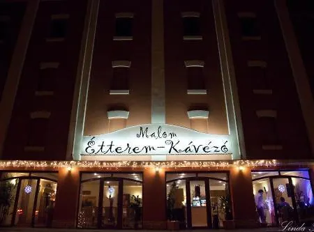 Belvarosi Luxus Apartament *